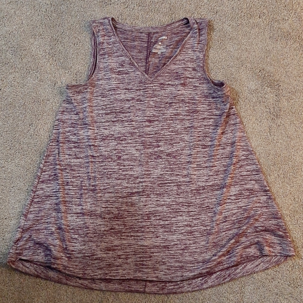 Athletic tank top